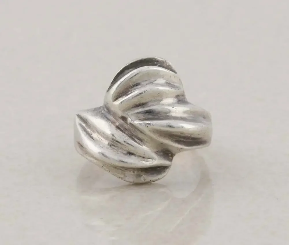 Sterling Silver Ribbed Textured Dome Ring Size 5 1/2 Petite Woman Pinky